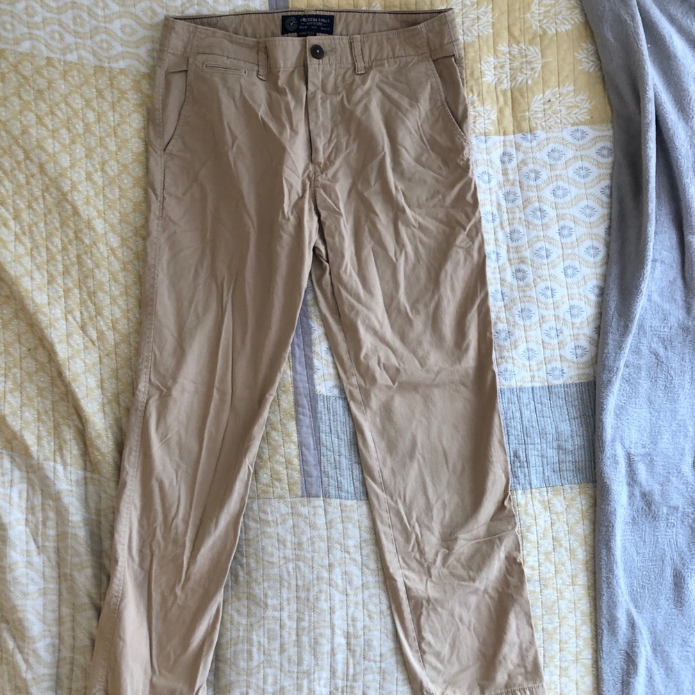 American Eagle Men’s khaki pant